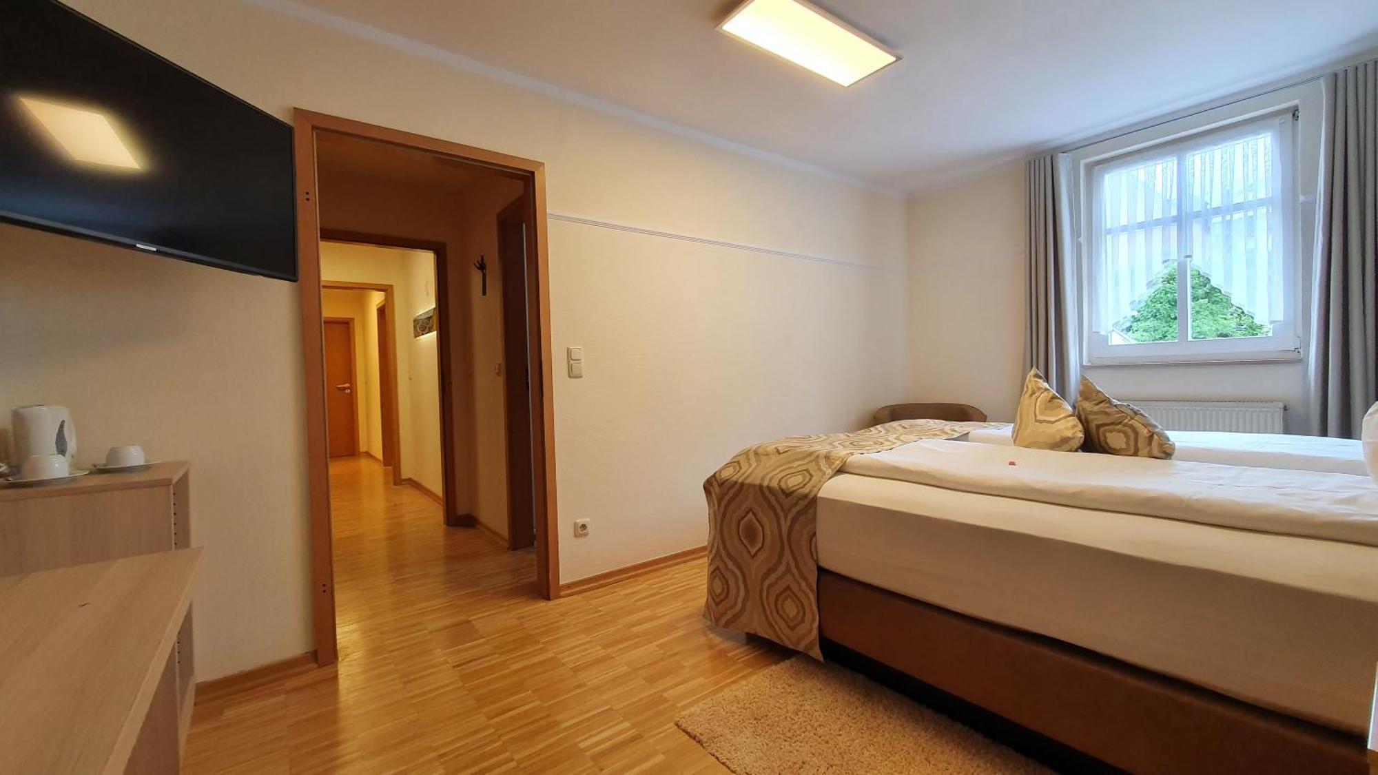נוימאגן-דרון Hotel Zum Anker-Thulls Restaurant מראה חיצוני תמונה
